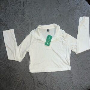 Long sleeve crop top